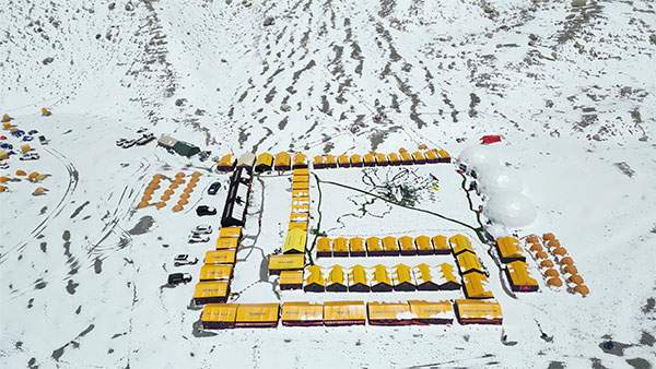 太阳雨空气能三度登顶珠峰,以科技与责任守护世界之巅(图2) https://upload.cheaa.com/2025/0530/1748586518180