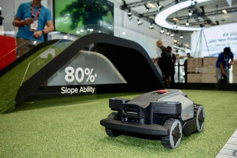 从“国产小透明”到“中国定义”:解码石头科技的全球化高端跃迁(图2) https://upload.cheaa.com/2025/0905/1757082289968